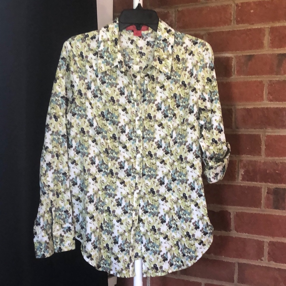 Sunset Road LS lightweight cotton shirt: Floral: greens/black/tans/white